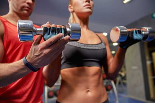 Переменная нагрузка позволяет проработать мышцы глубоко и способствует более быстрому увеличению объема мышечной массы