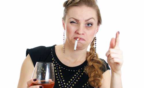 Губительное воздействие алкоголя и никотина